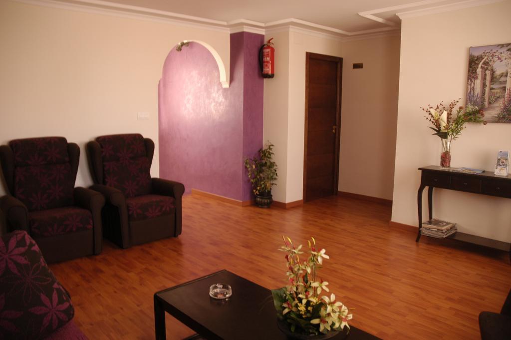 Hostal Cabrera Motril Exteriör bild
