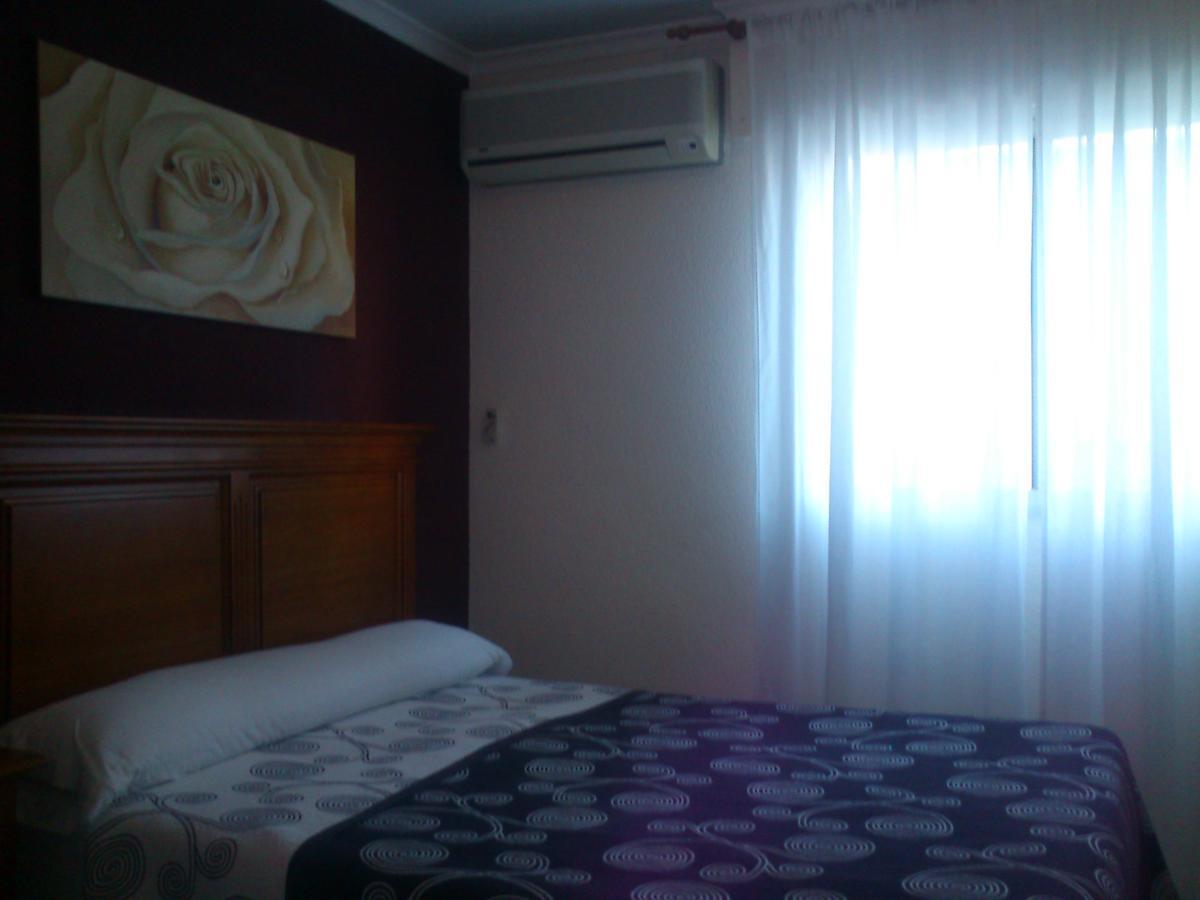 Hostal Cabrera Motril Exteriör bild