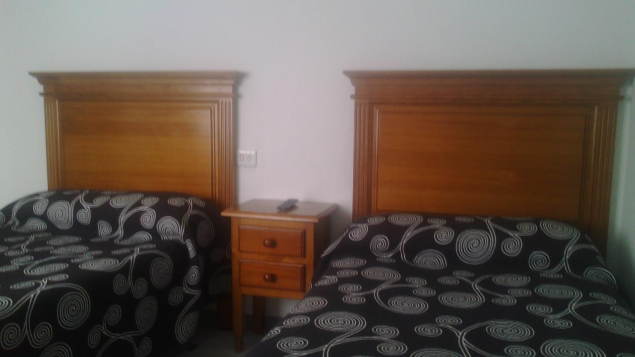 Hostal Cabrera Motril Exteriör bild